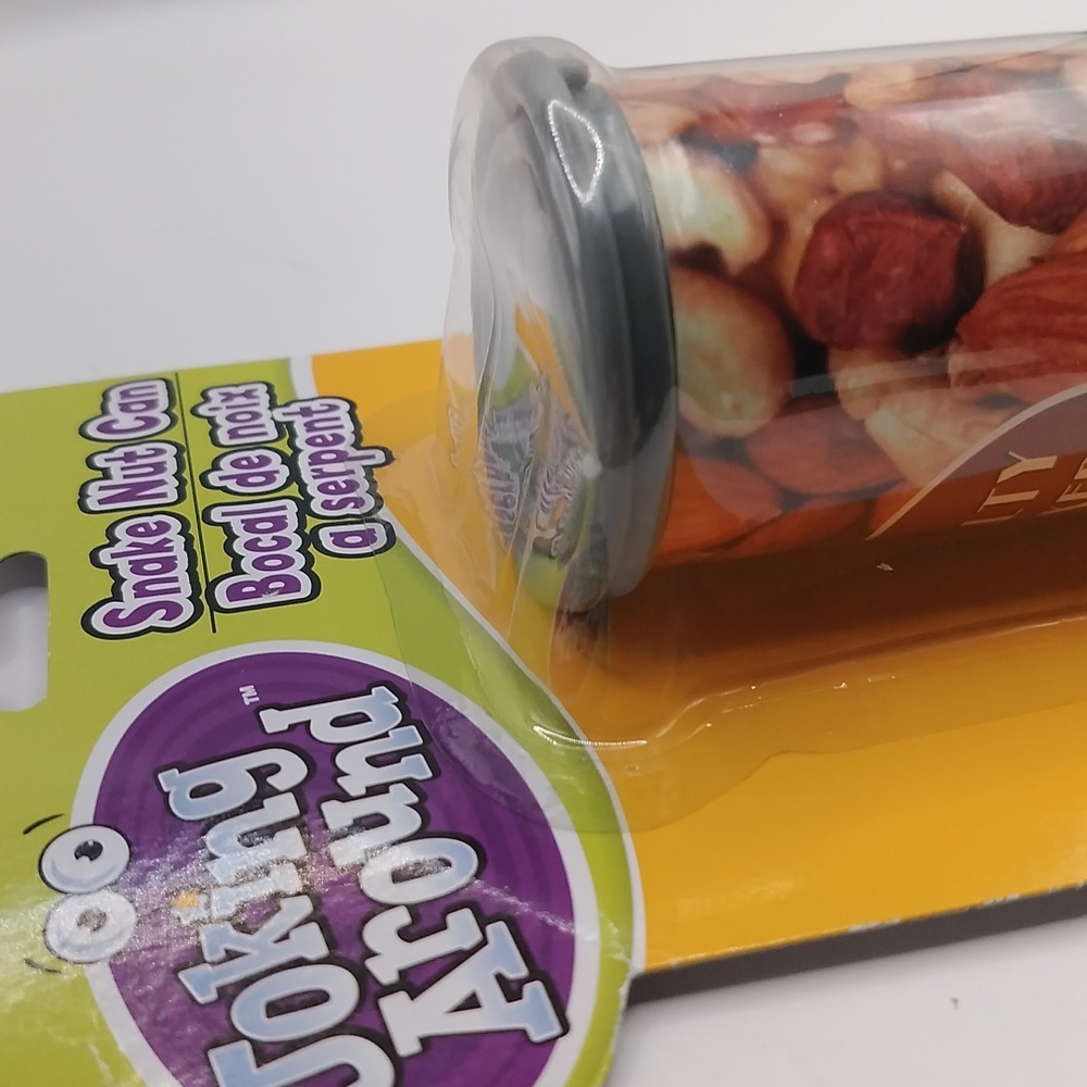 Snake Nut Can Practical Joke Novelty Toy Fun SEALED - Picture 4 of 9